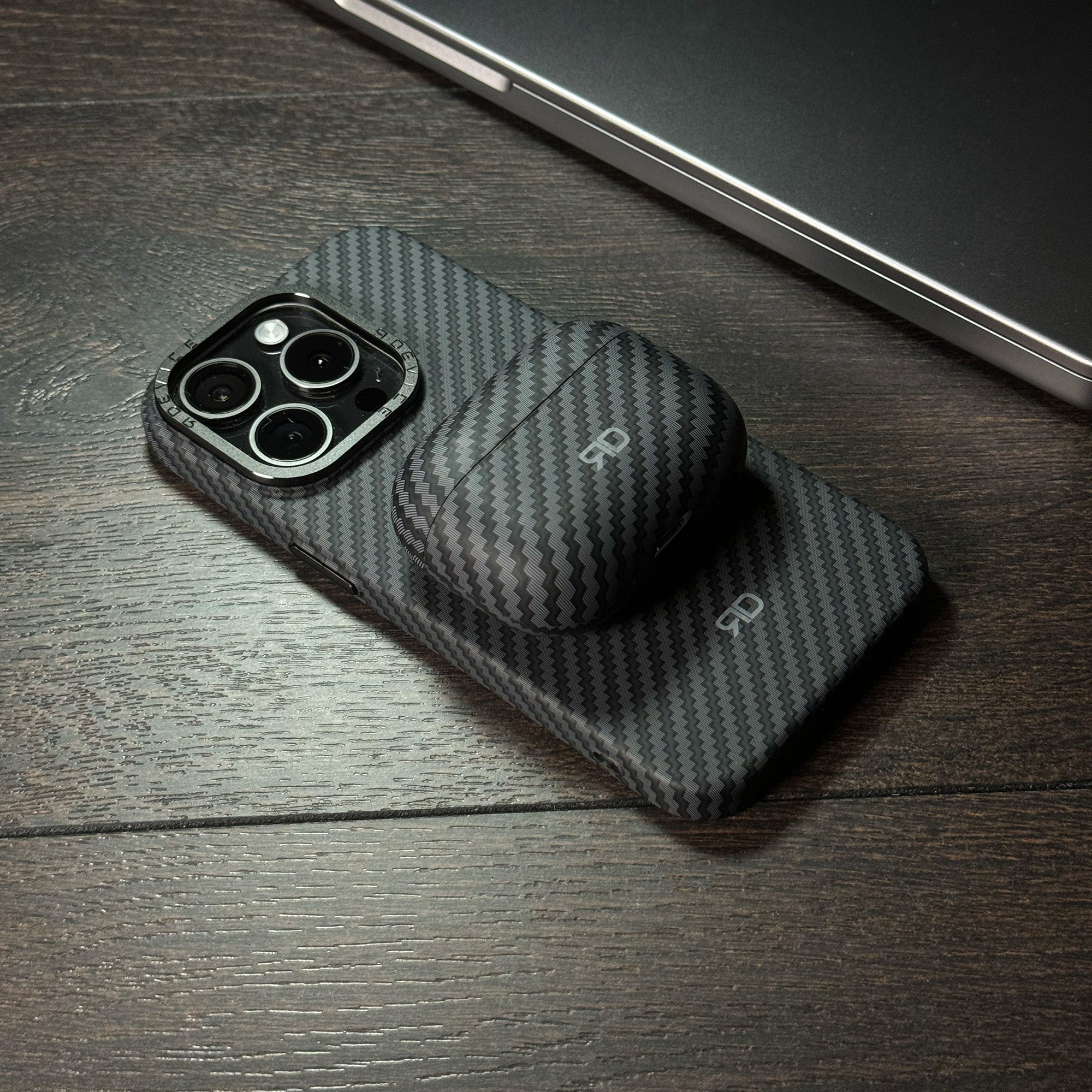 Coque AirPods En Fibre De Carbone RD