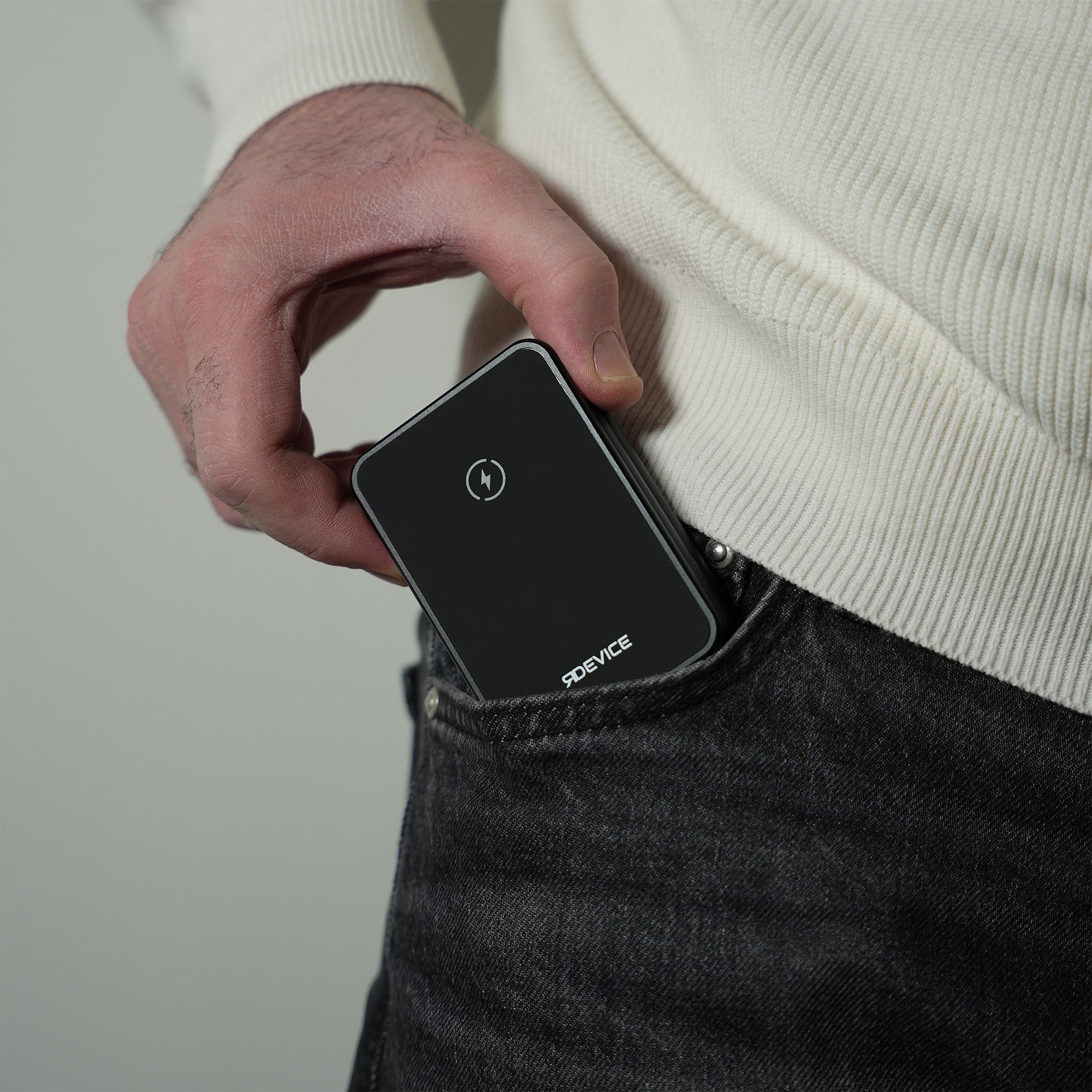 Station D’Alimentation 3-En-1 Ultra Compacte RD V2